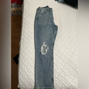 Abercrombie Curve Love A&F Mom Jean